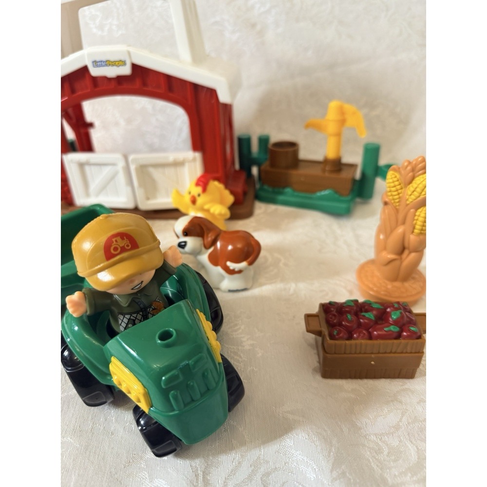 Fisher Price Little People Farm Barn Shed Tractor Farmer crops Chicken 14pc Lot - Picture 2 of 6